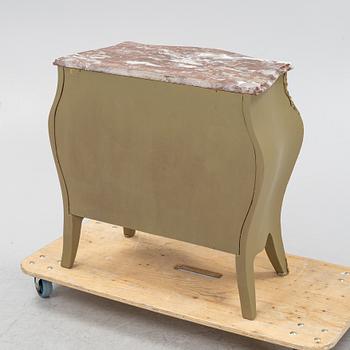 Byrå, rokokostil, 1900-talets första hälft.