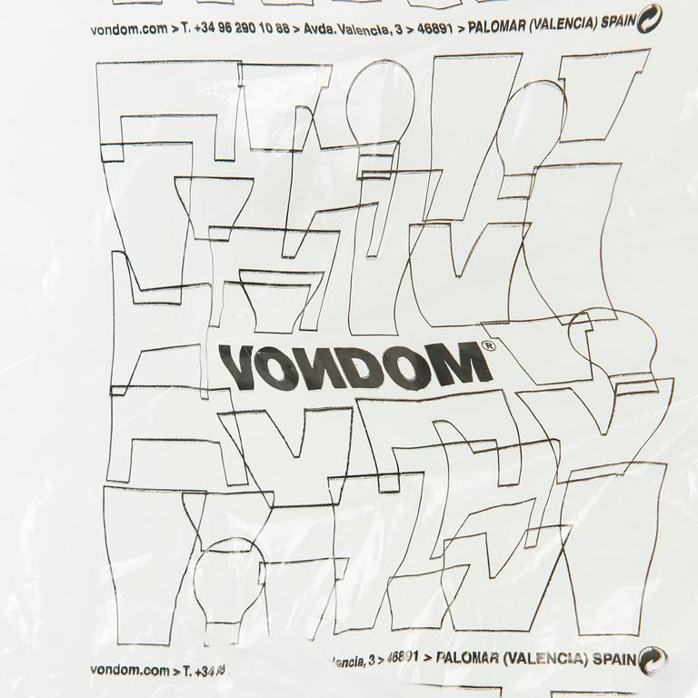 Eero Aarnio, A 'Roulette' armchair for Vondom, 2012.