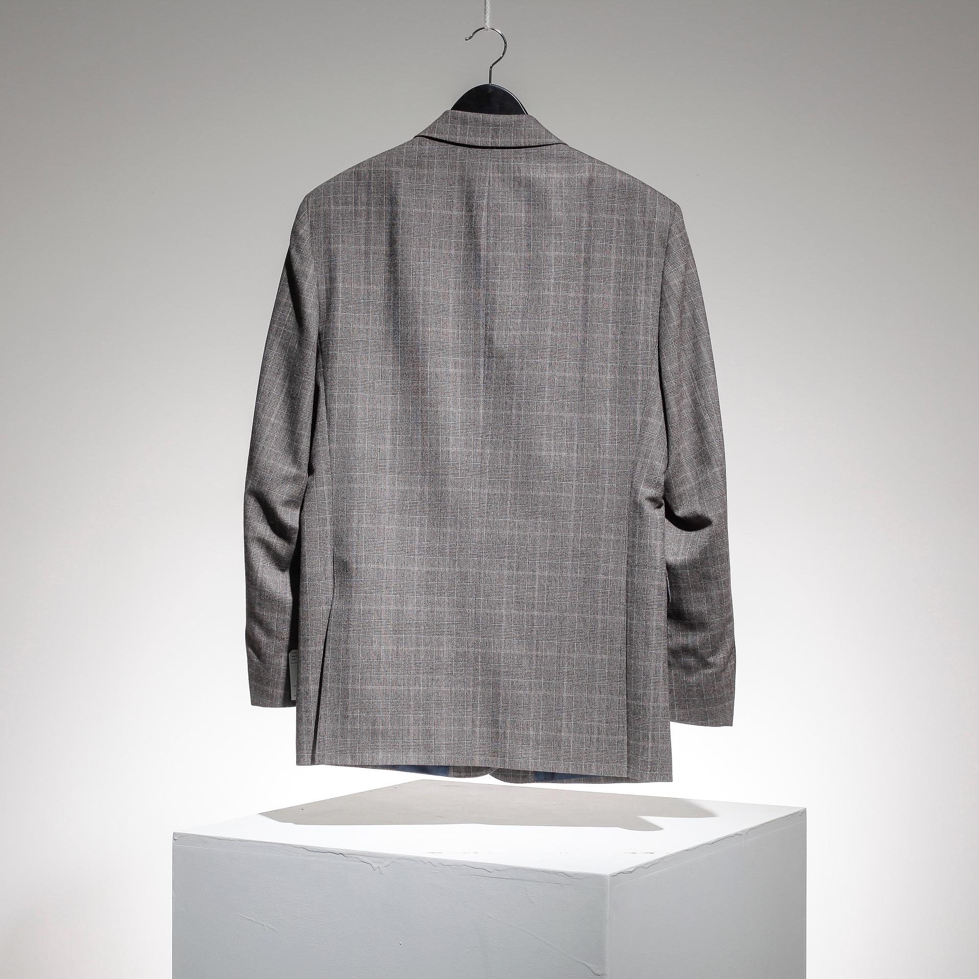 SUIT, Eduard Dressler, size 50.