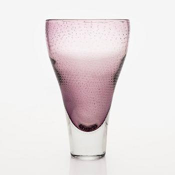 Gunnel Nyman, A glass vase, model 'GN 12', signed G. Nyman Nuutajärvi Notsjö -53.