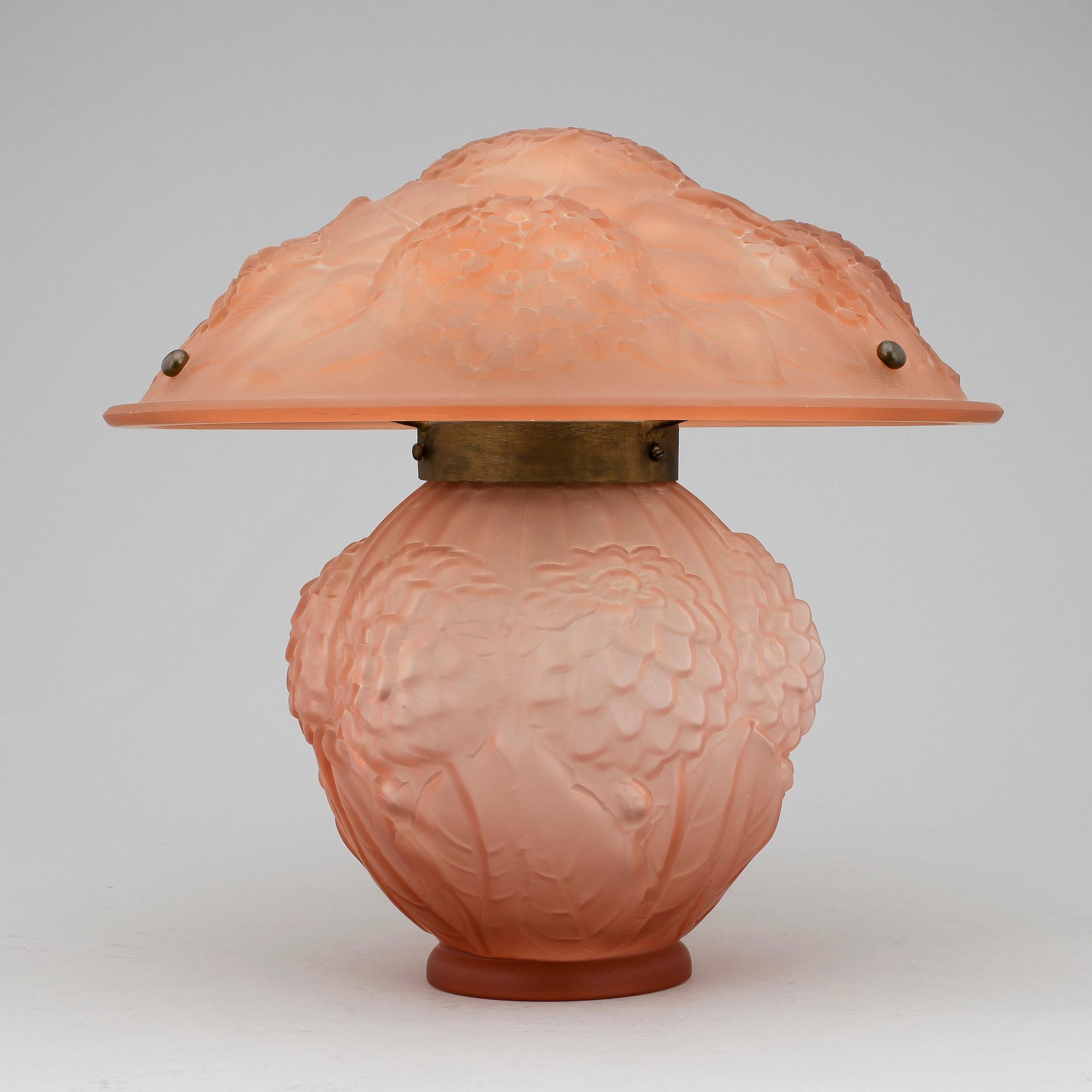 BORDSLAMPA, glas, P. De Cagny, Jugendstil, Frankrike, 1900-talets andra hälft.