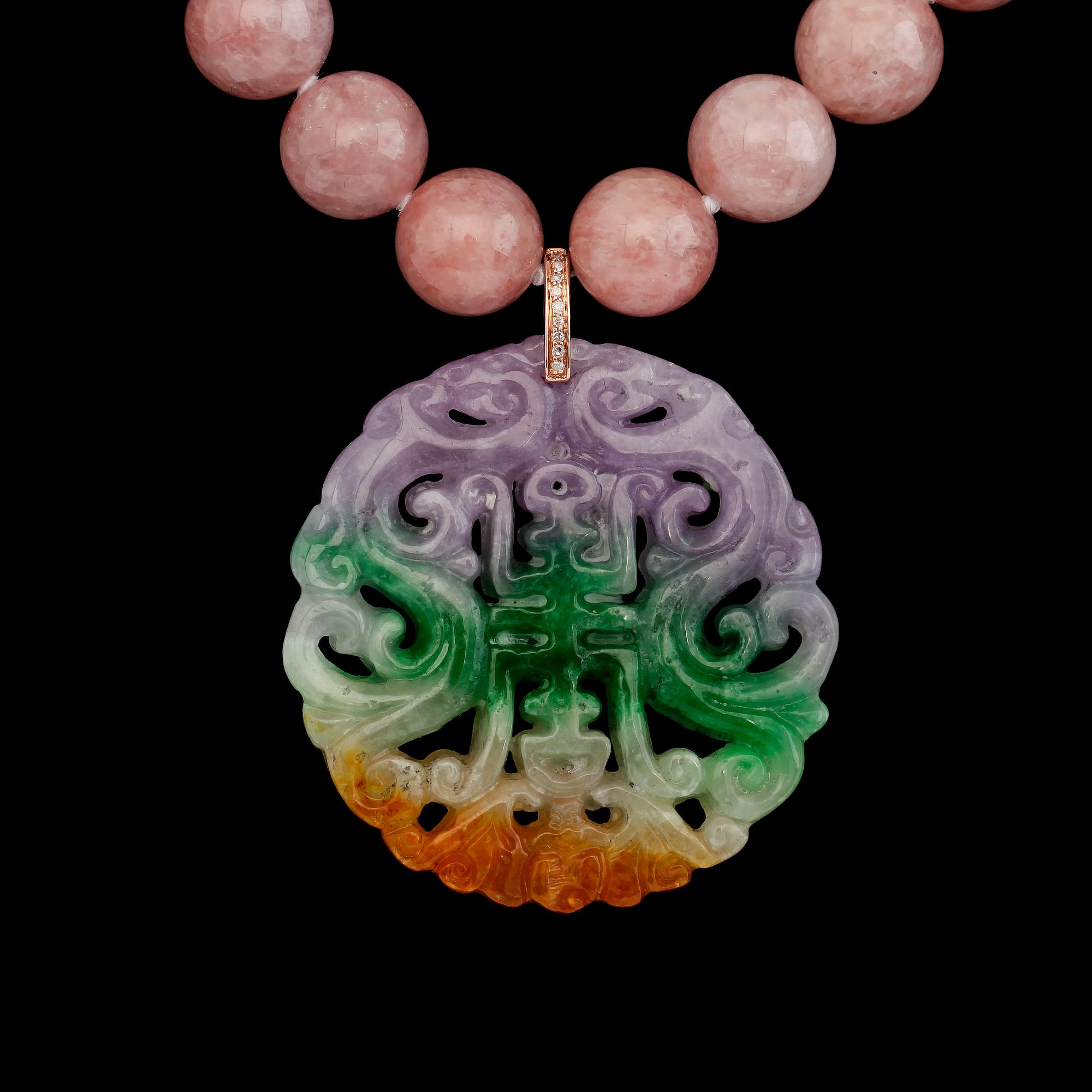 COLLIER, förgyllt silver, jade, rosenkvarts och diamanter.