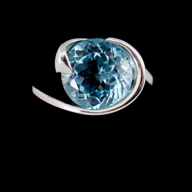 RING, sterlingsilver, blå topas, Pierre dÀrgent.