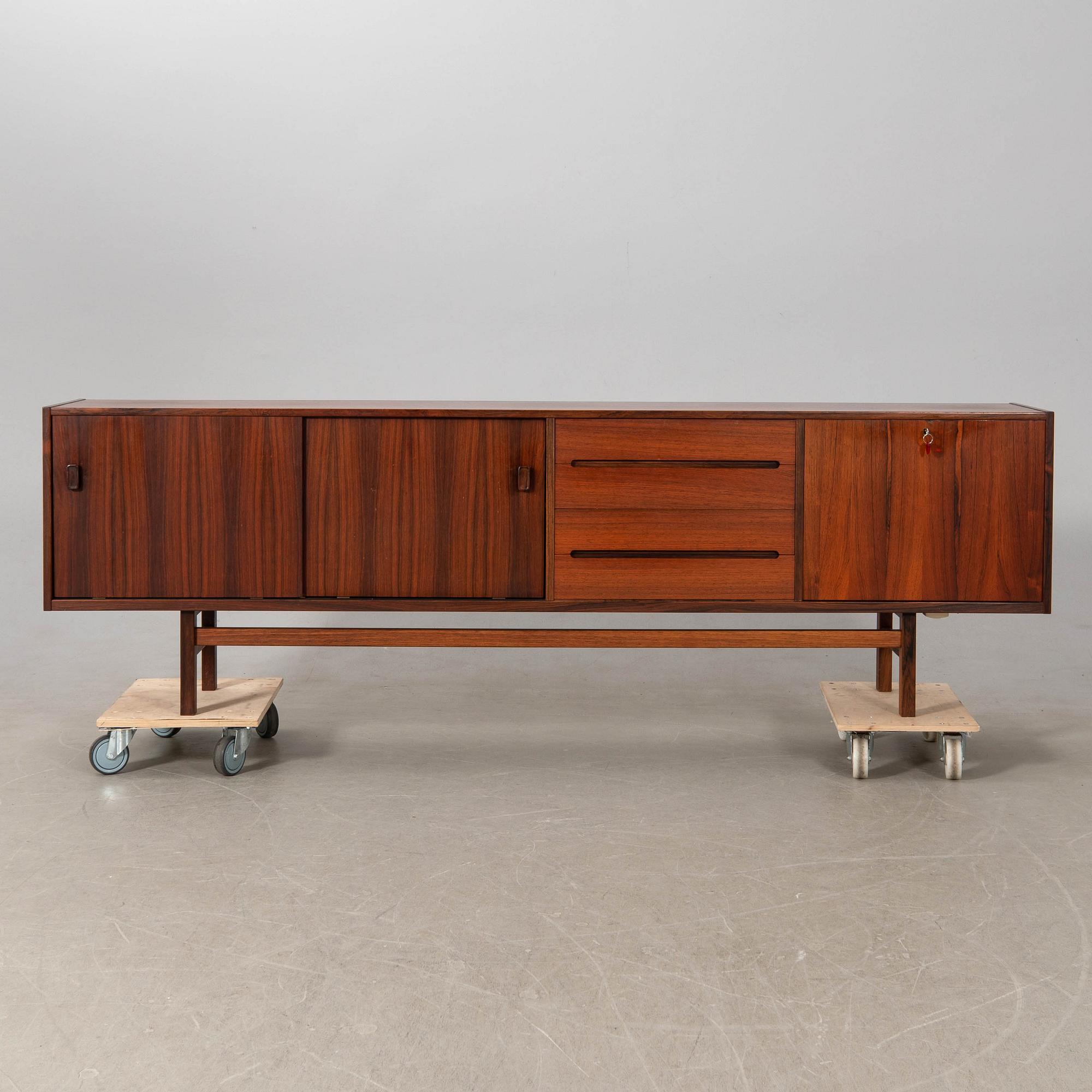 Nils Jonsson sideboard "Arild" for Troeds Bjärnum, 1960s/70s.