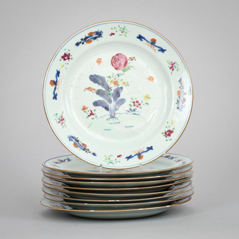 TALLRIKAR, 9 st, kompaniporslin.  Kina, 1700-tal, Qianlong.