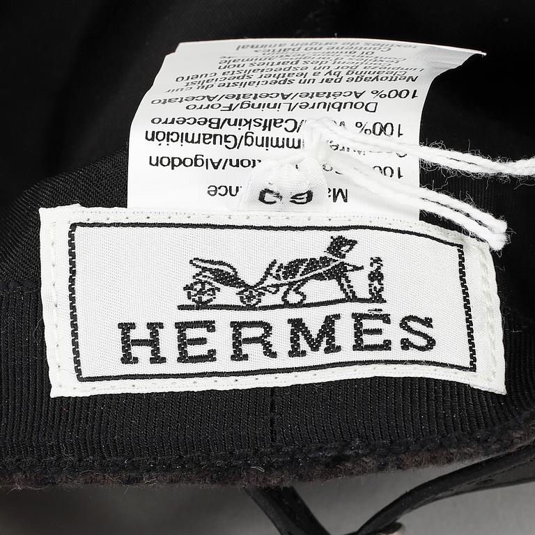 HERMÈS, keps, storlek 60.