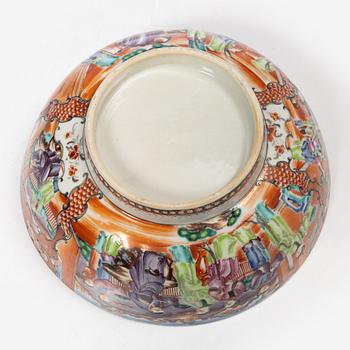 Bålskål, mandarinporslin, Kina, Qianlong (1736-95).