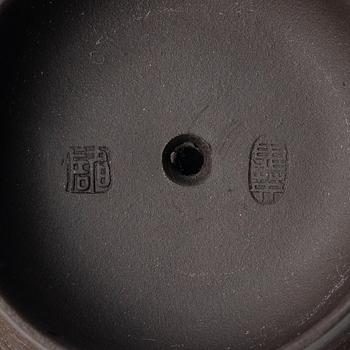 A group of four Chinese brown yixing teapots, 1980/90s.