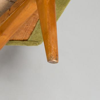 Carl Gustaf Hiort af Ornäs, sohva, "Kim", Puunveisto Oy - Träsnideri Ab, 1940-luvun puoliväli.