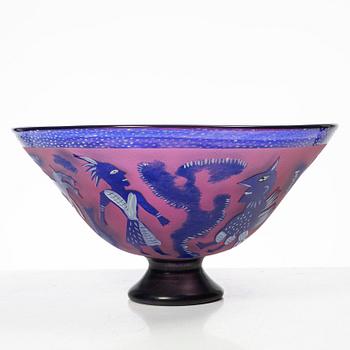 Ulrica Hydman-Vallien, a glass bowl, Kosta Boda.