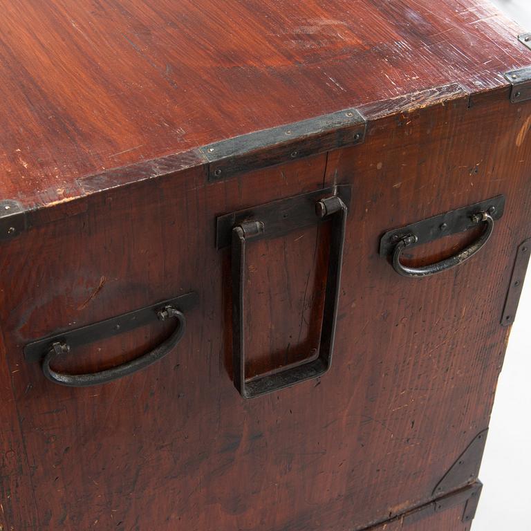 A Corean chest of drawers, mid-20th century.