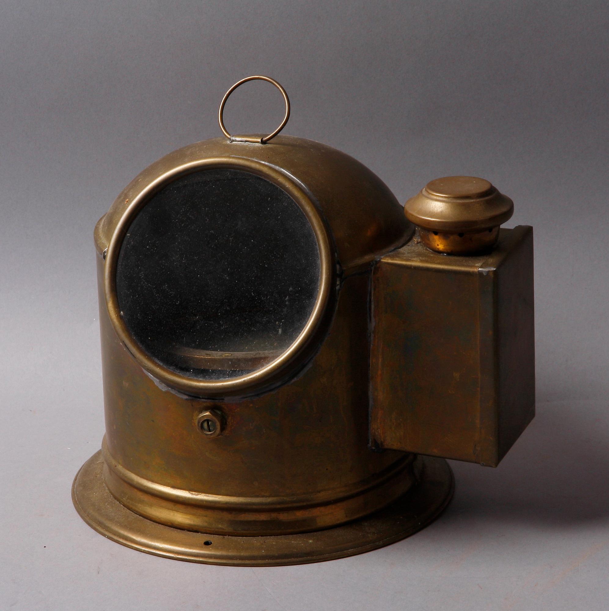 NAKTERHUS, mässing, 1800/1900-tal.