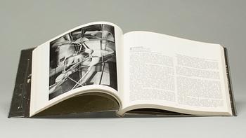 PONTUS HULTÉN, bok, "The Machine as Seen at the End of the Mechanical age", 1968 Publisher: Museum of Modern Art.