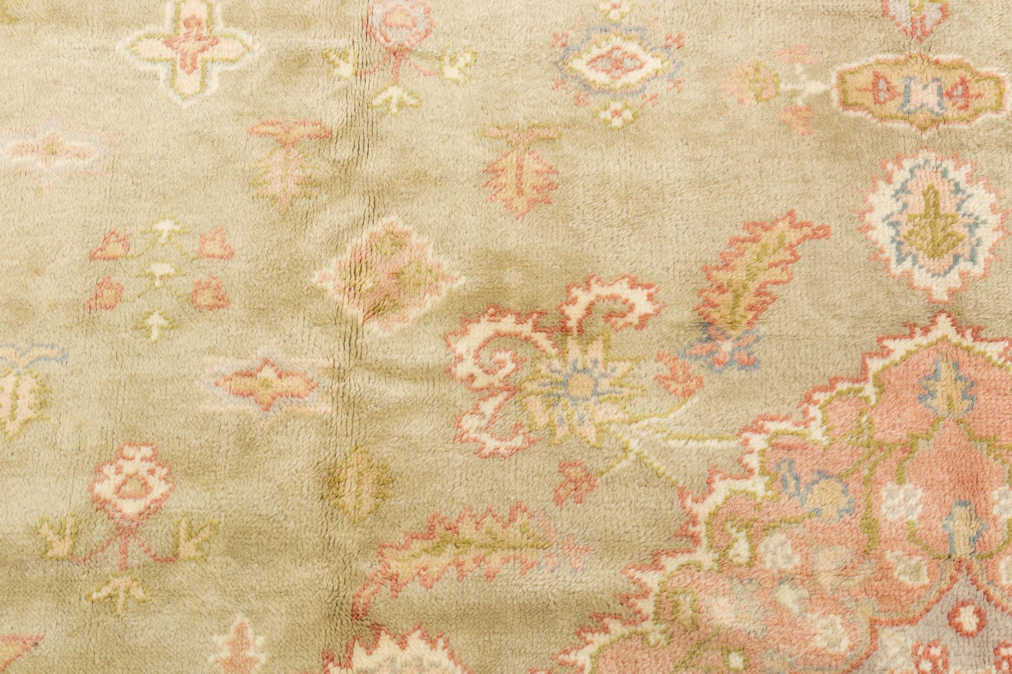 Matta, antik/semiantik Smyrna, ca 445 x 327 cm.