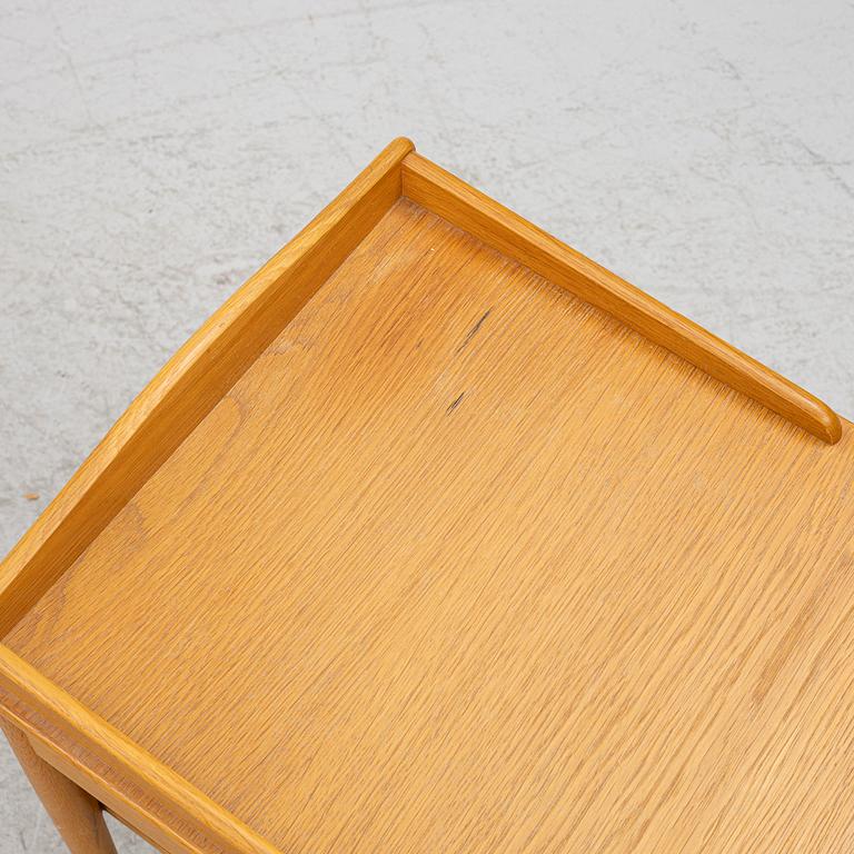 Sängbord, ett par, AB Erik Andersson & Co snickerifabrik, Växsjö, 1950/60-tal.