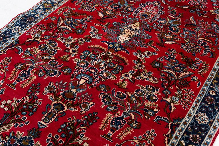 Carpet, Isfahan, approx. 260 x 160 cm.