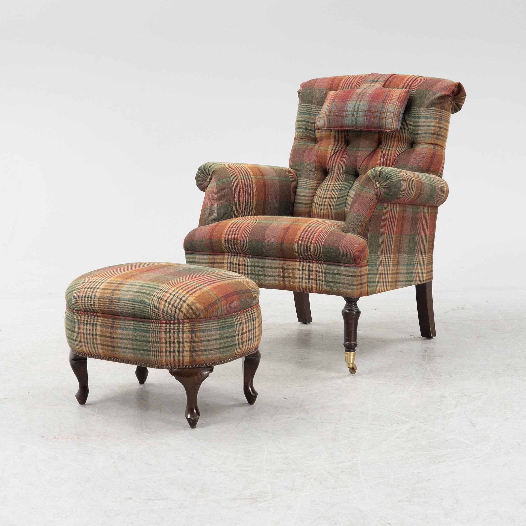 Fåtölj med fotpall, sent 1900-tal.