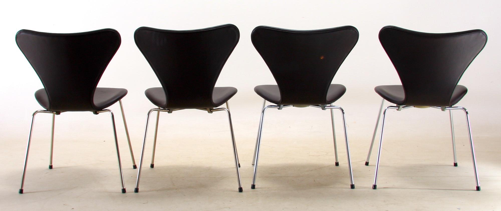 STOLAR, 4 st, "Sjuan", Arne Jacobsen, Fritz Hansen.