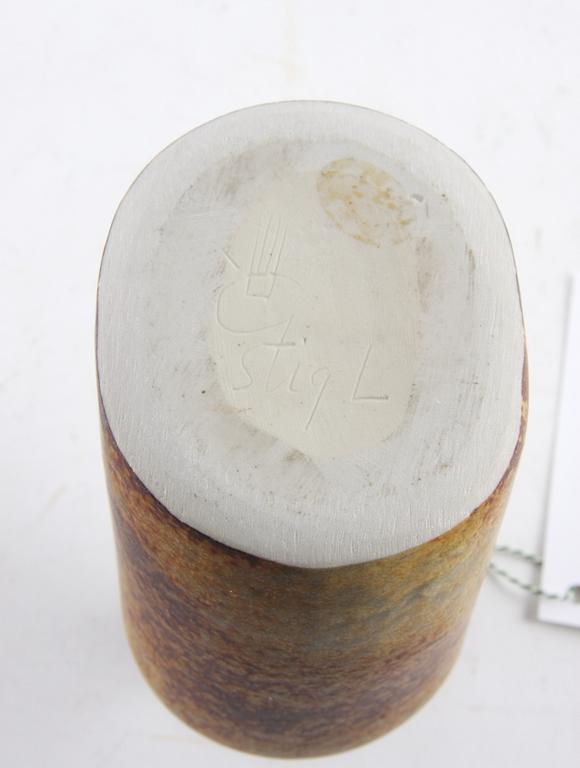 VAS, stengods, Stig Lindberg, Gustavsbergs studio, sign.