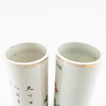 Penselvaser 2 st Kina 1900-tal porslin.