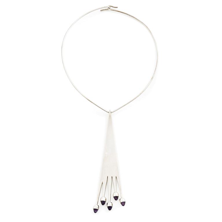 Anni & Bent Knudsen, collier, silver med cabochonslipade ametister, Danmark ca 1960-tal.