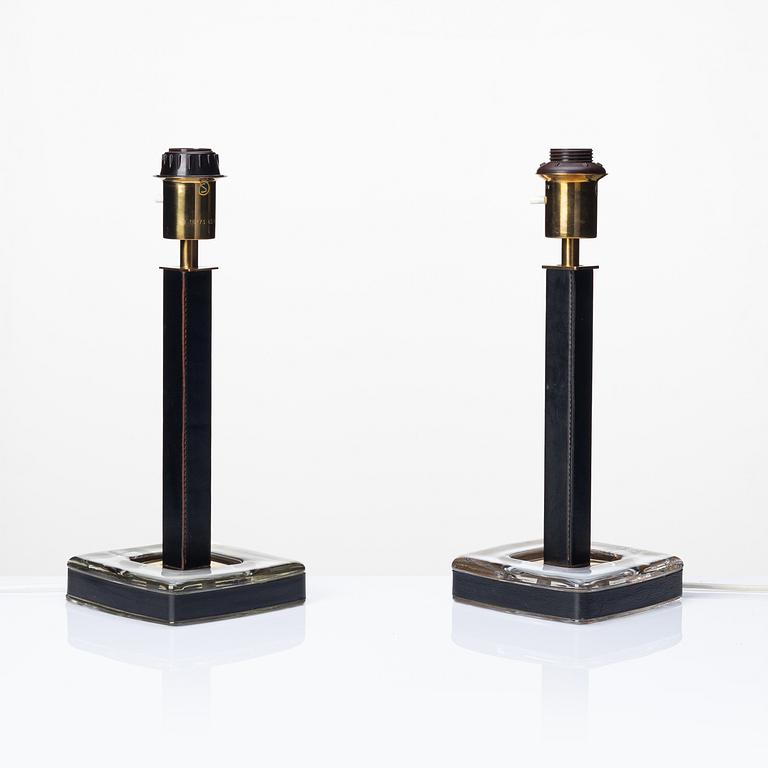 Uno Westerberg, bordslampor, ett par, modell "15773", Arvid Böhlmarks Lampfabrik, 1960-70-tal.