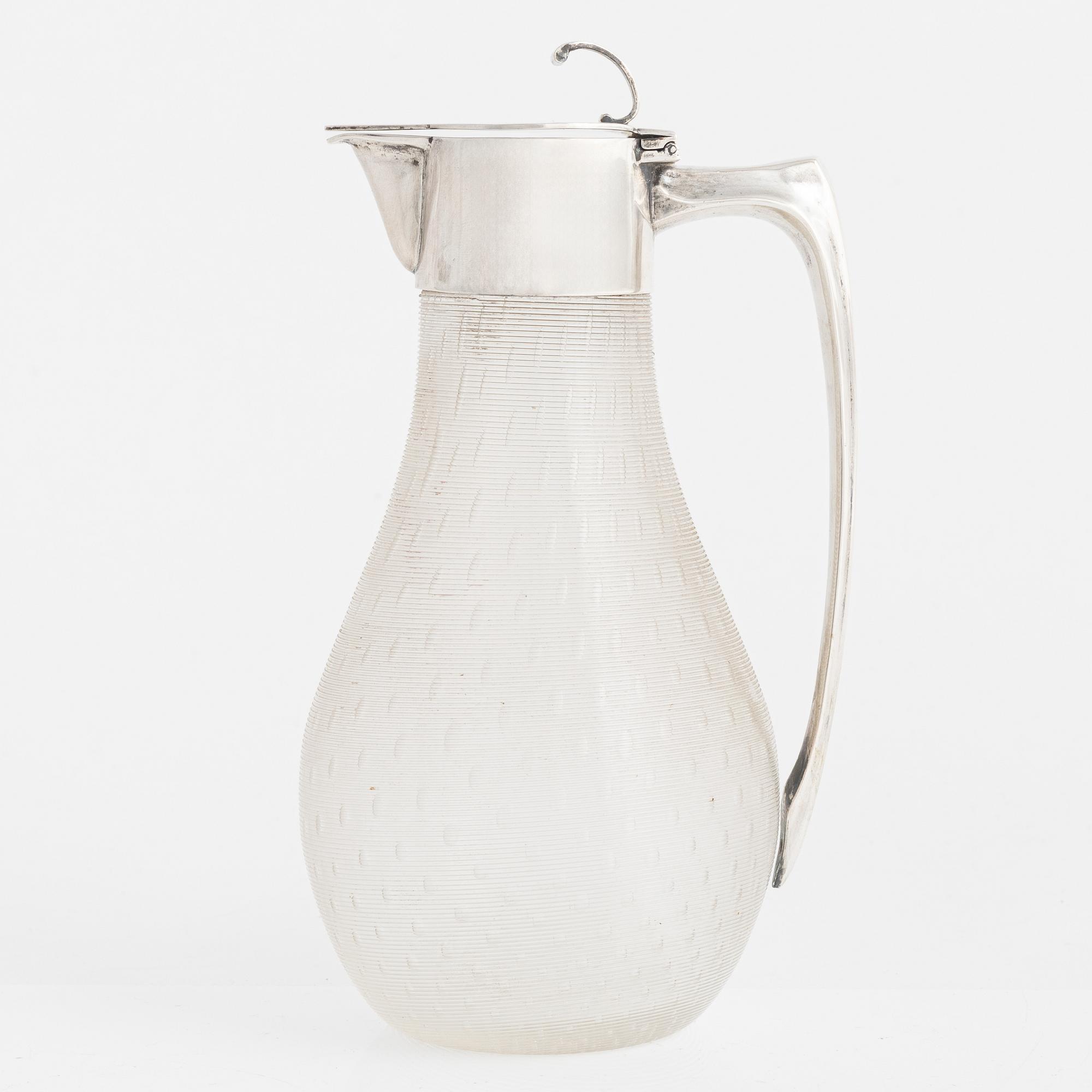 Silver and glass decanter, Gebrüder Deyhle, Schwäbisch Gmünd, Germany, around 1910.