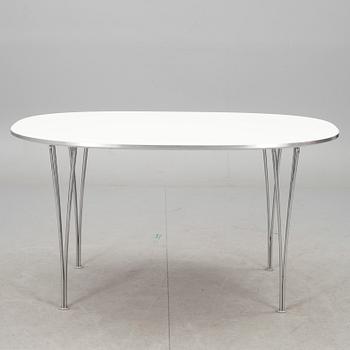 MATBORD, "Superellips", Piet Hein och Bruno Mathsson för Fritz Hansen, etikettmärkt 1999.