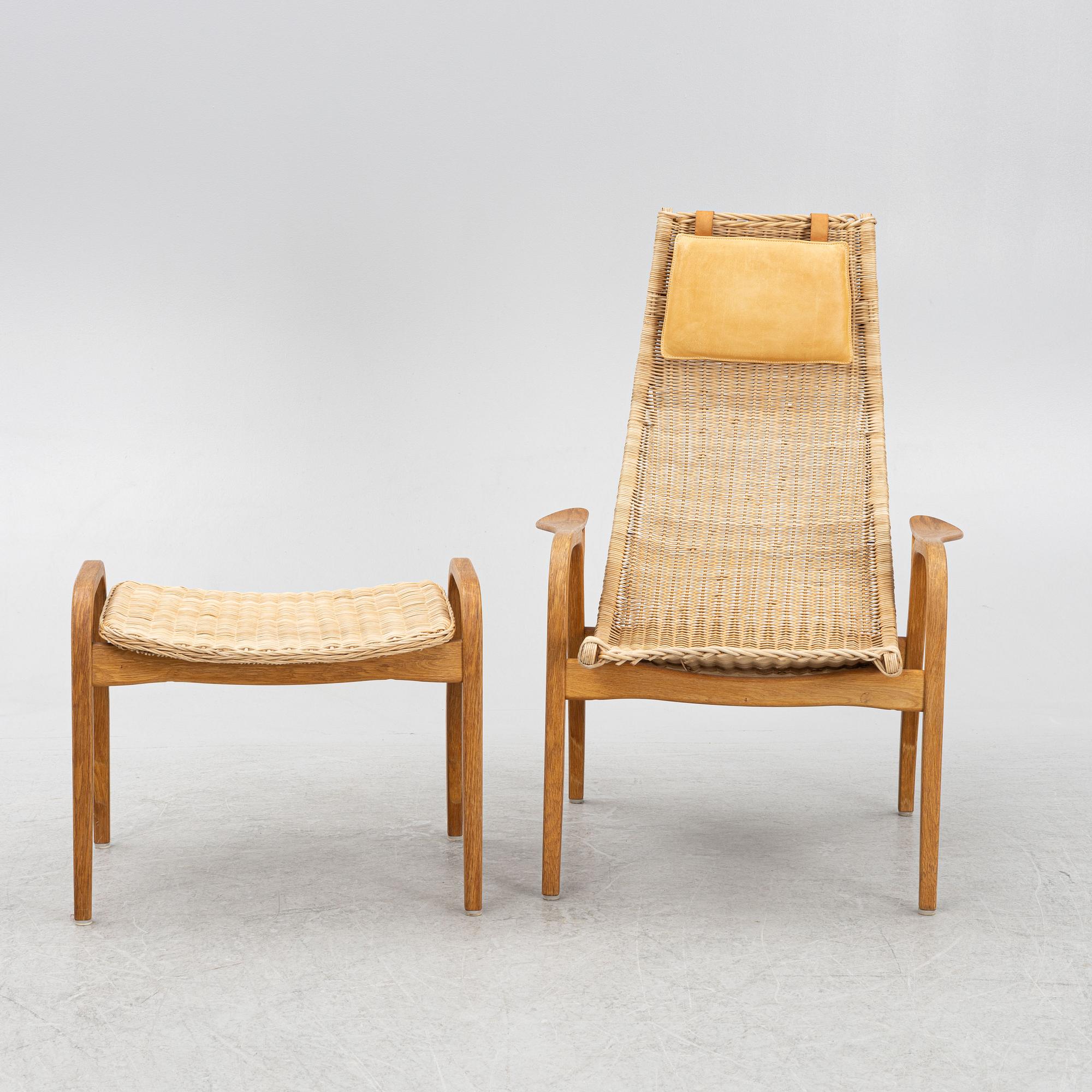 Yngve Ekström, fåtölj samt fotpall, ”Lamino”, Swedese.