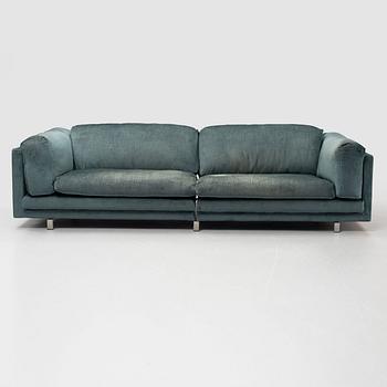 Jens Juul Eilersen, soffa modell "Tub".