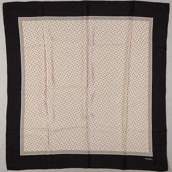 SCARF, Chanel.