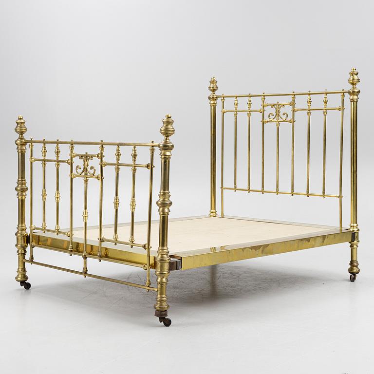 Säng, omkring år 1900.