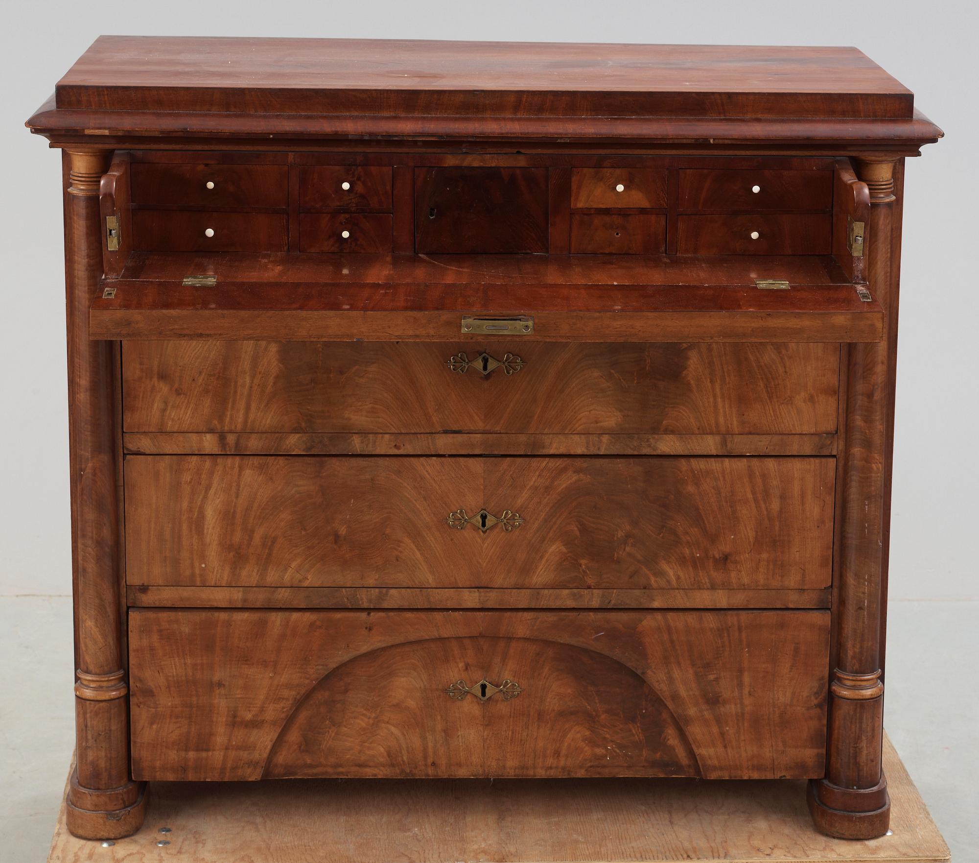 BYRÅ, Karl Johan, omkring 1800-talets mitt.