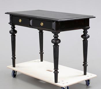 SKRIVBORD, omkring 1900.