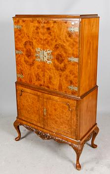 BARSKÅP, 1900-talets andra kvartal.