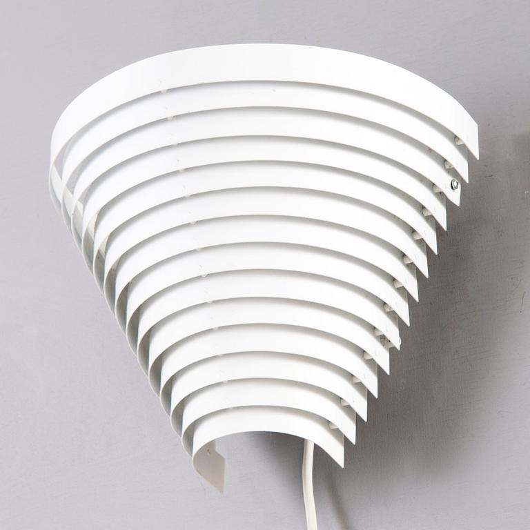 ALVAR AALTO, Wall light model A 910, Artek.