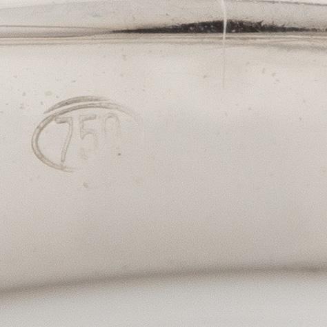 Ring halvallians 18K vitguld med fem briljantslipade diamanter.