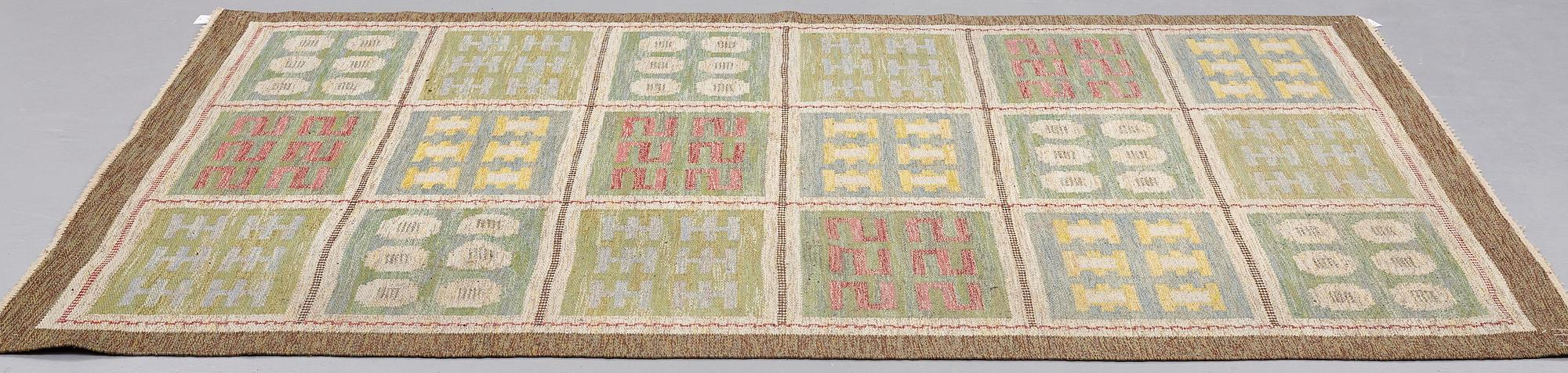 EDNA MARTIN, MATTO, flat weave, ca 240 x 161,5 cm, signed SH (Svensk Hemslöjd).