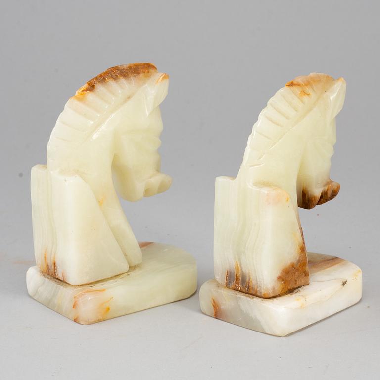 A pair of onyx book ends, 20th century.