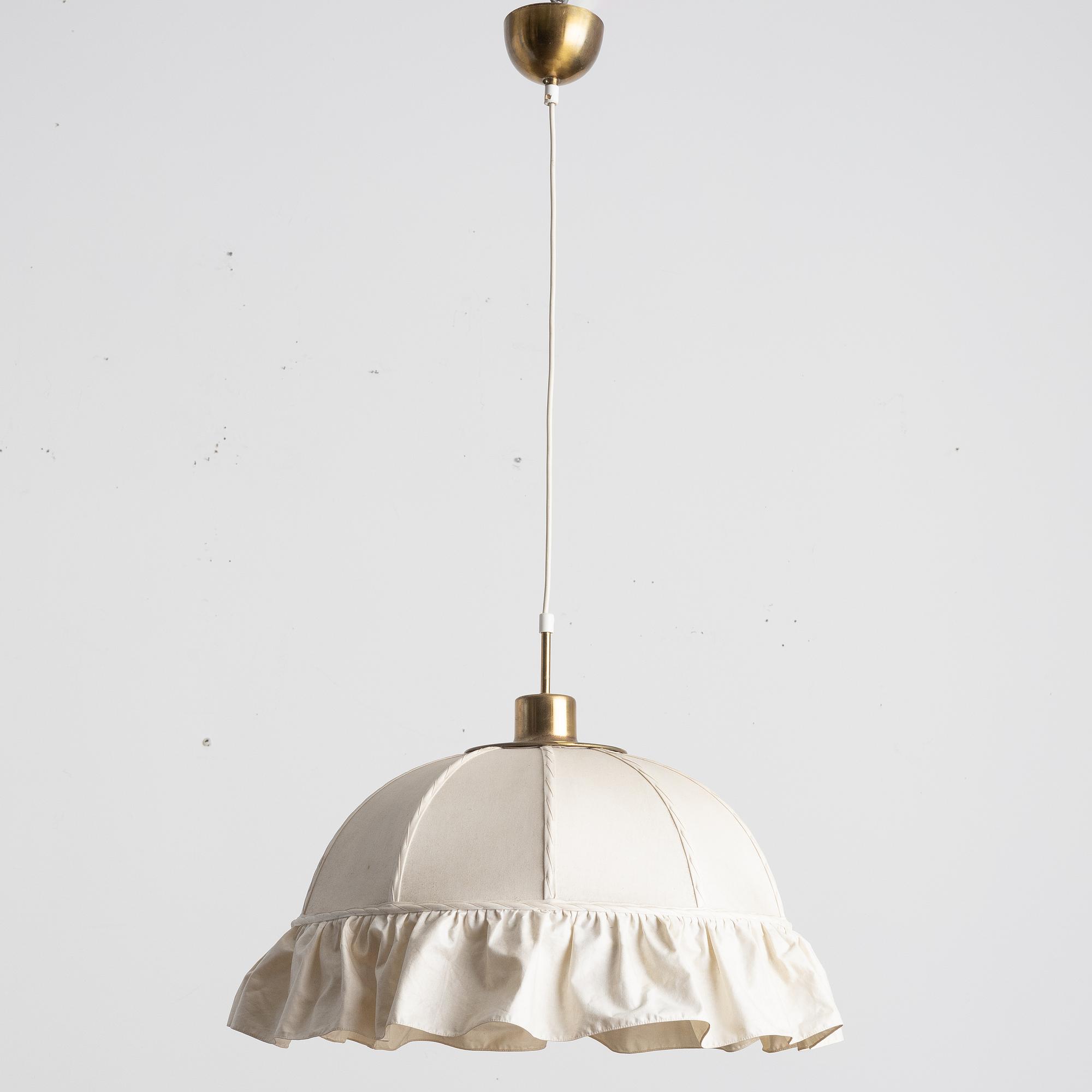 Josef Frank, taklampa, modell 2562, Firma Svenskt Tenn.