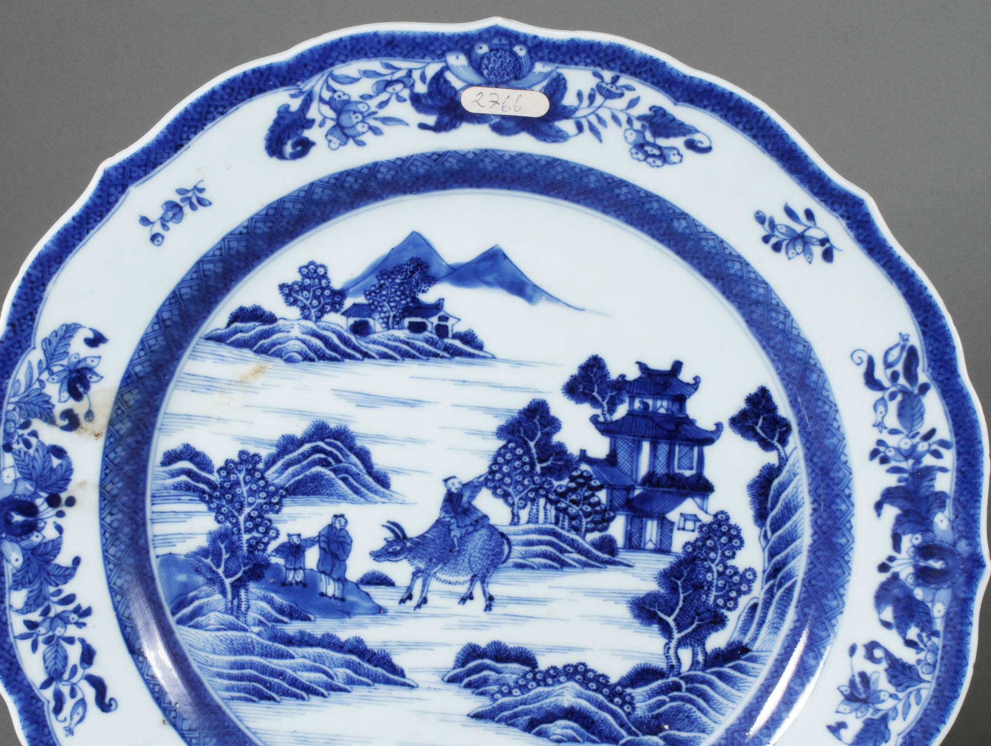 FAT, 2 st, porslin, Kina, 1700-tal.