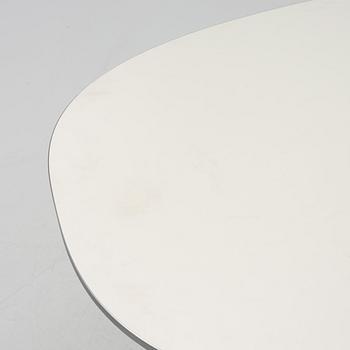 Bruno Mathsson & Piet Hein, a 'Superellips' dining table, Fritz Hansen, Denmark, 2008.