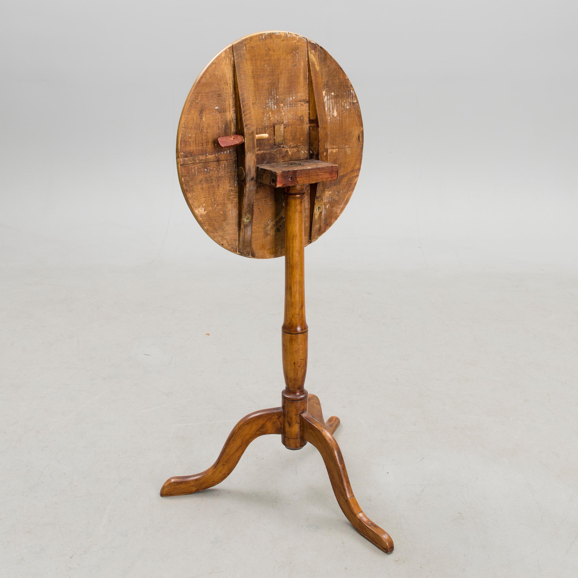 FÄLLBORD, 1800-talets första hälft.