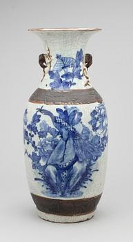 VAS, porslin, Kina, runt år 1900.