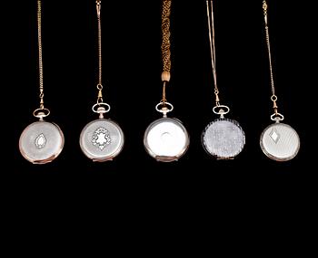 FICKUR, 5st, varav 4 silver, bla Omega, omkring 1900.