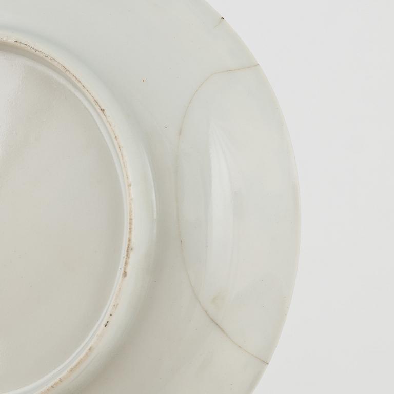 A famille rose 'Rockefeller-pattern' cup with stand, Qing dynasty, Qianlong (1736-95).