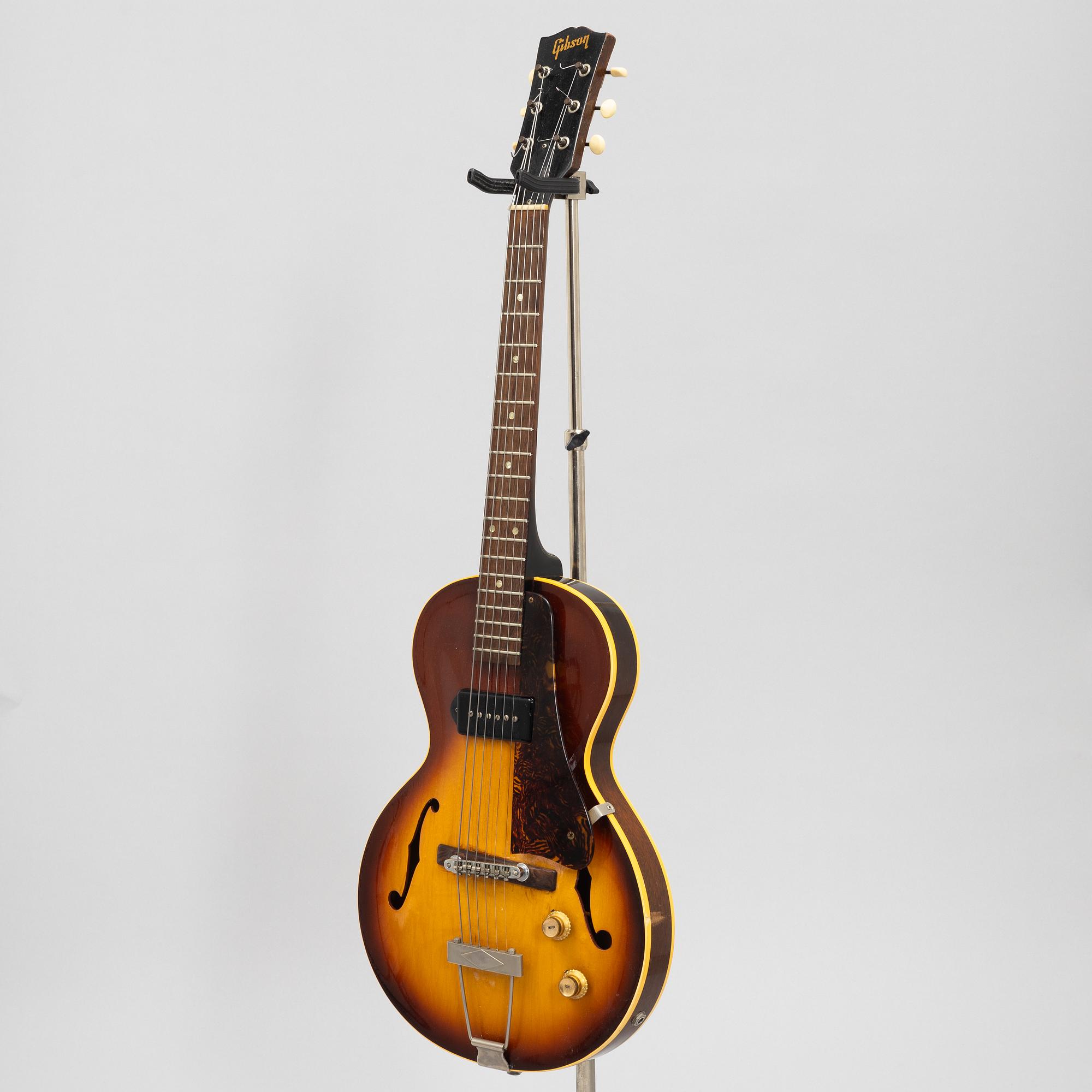 Gibson, "ES-125", 3/4, electric guitar, 1965, USA.