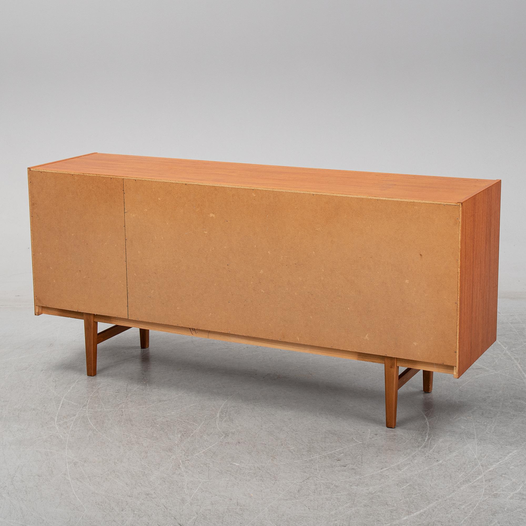SIDEBOARD, teak, ca 1950-60-tal.