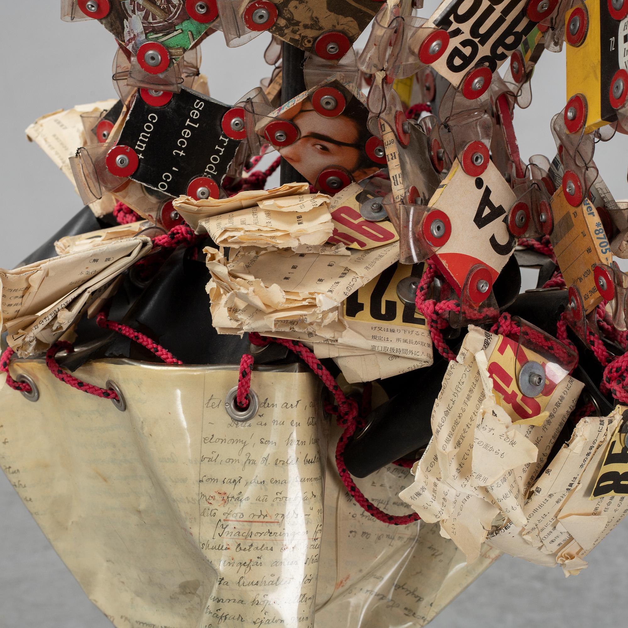 Carouschka Streijffert, skulptur, ur serien Ticketscollage.
