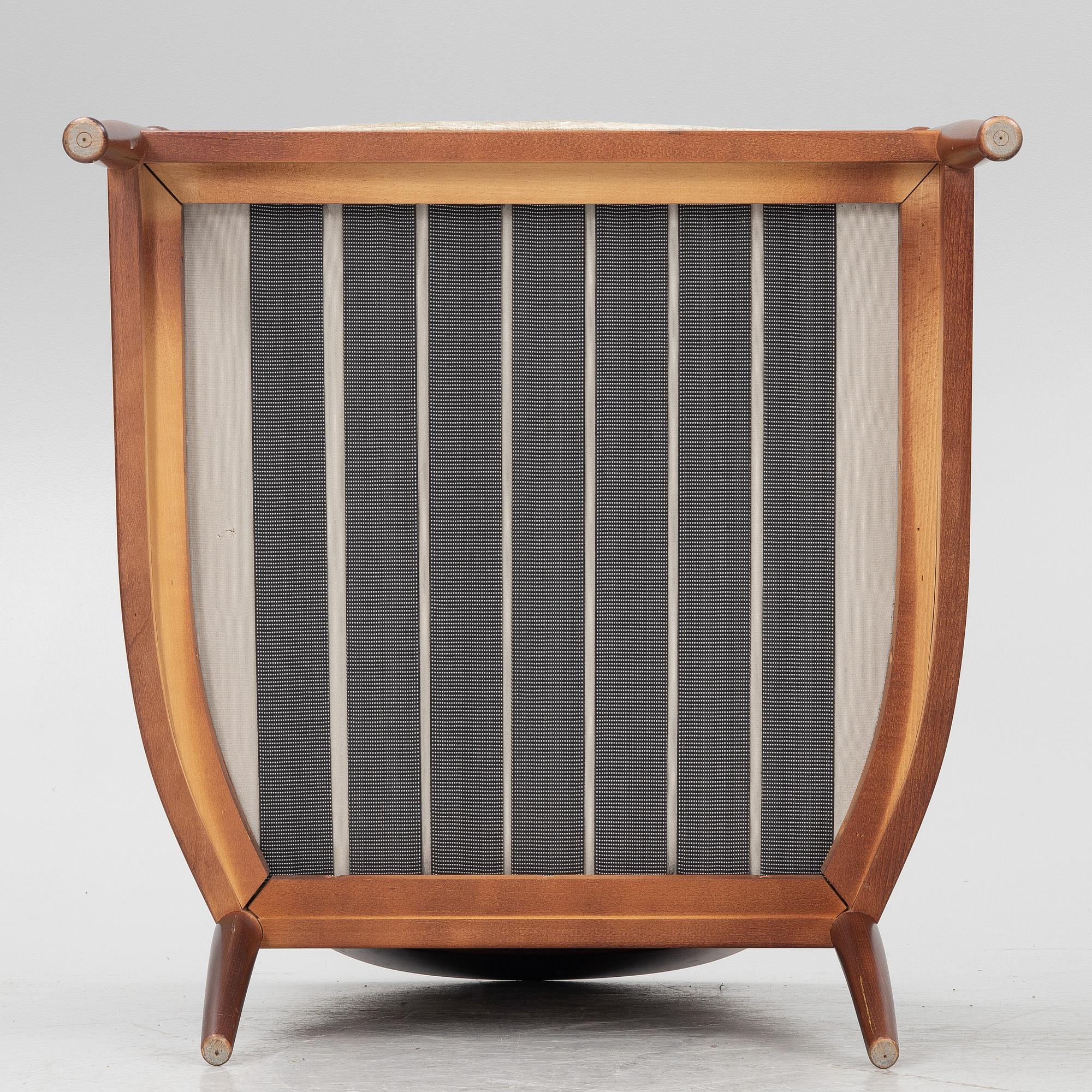 Kerstin Hörlin-Holmquist, fåtöljer, ett par, "Skrindan" för OPE-möbler 1900-talets senare del.